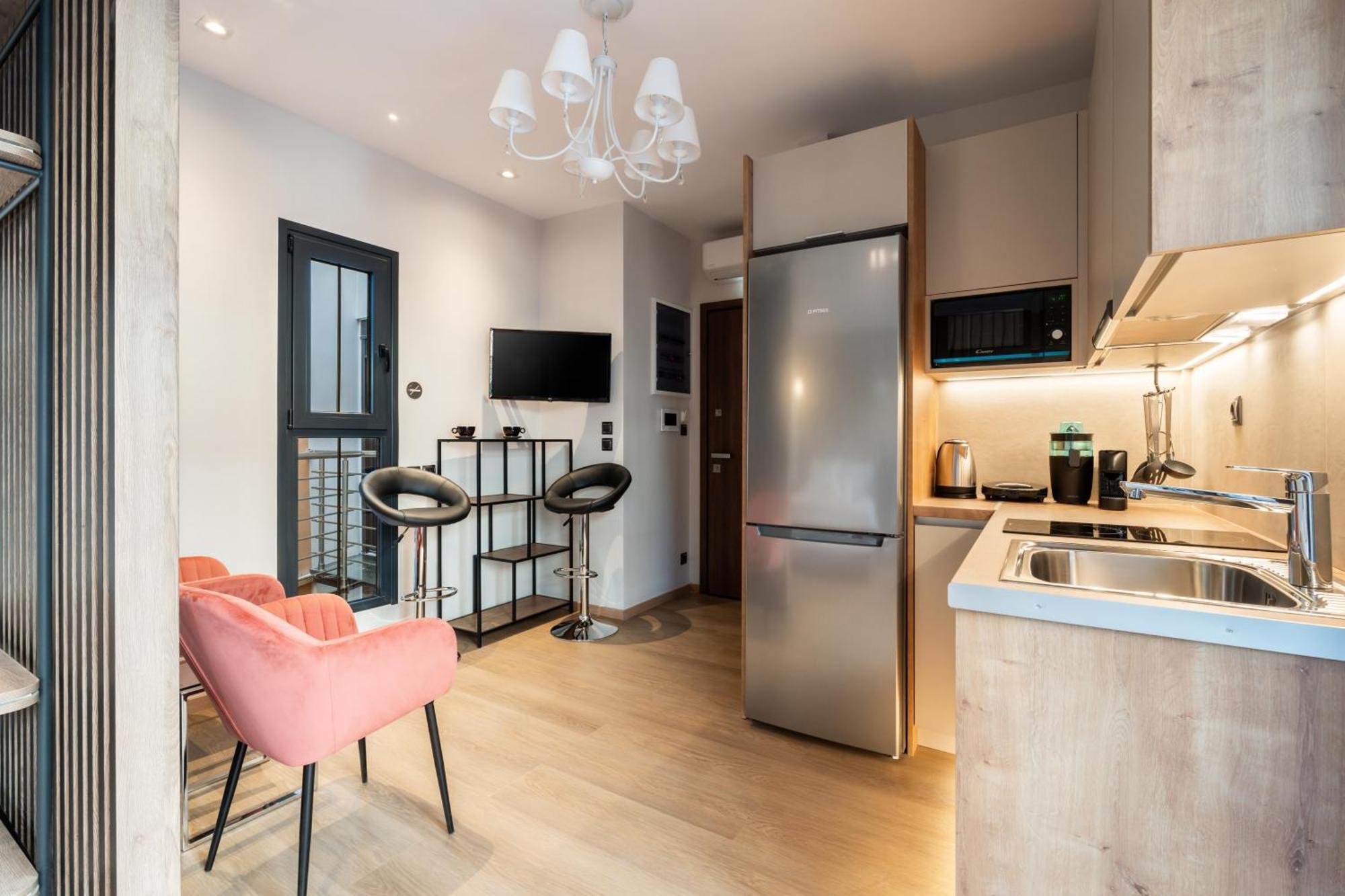 Luxury Bauhaus Athens Apartment ภายนอก รูปภาพ